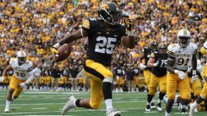 My top-10 Iowa running backs of all time - Hawk Fanatic