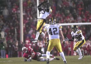 What made Bob Sanders the greatest player in Kirk Ferentz's Iowa