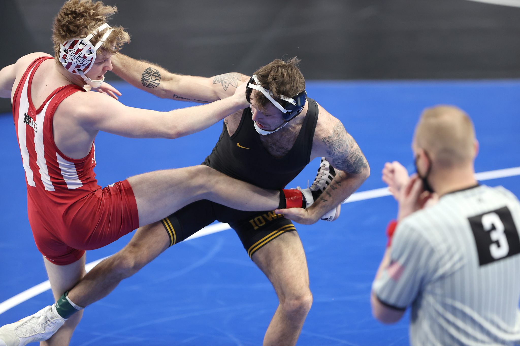 Iowa wrestling sends eight to NCAA quarterfinals Hawk Fanatic