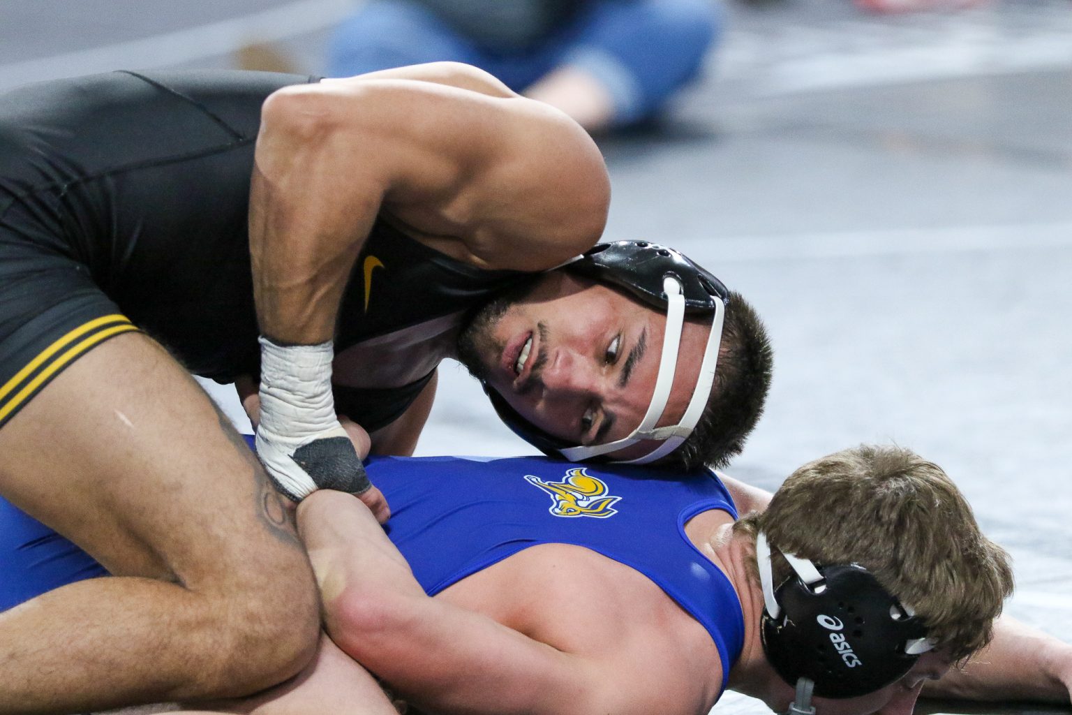 Eight Iowa wrestlers seeded fifth or higher for 2023 Big Ten