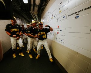 Iowa baseball's Sam Hojnar enters NCAA transfer portal