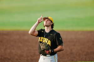 Iowa baseball falls to Indiana State 11-8 in regional final - Hawk Fanatic