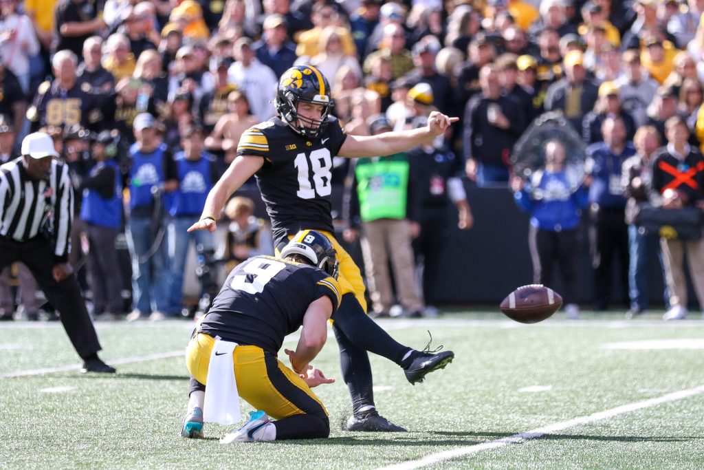 Paying Tribute To Strengths Of Hawkeye Football - Hawk Fanatic