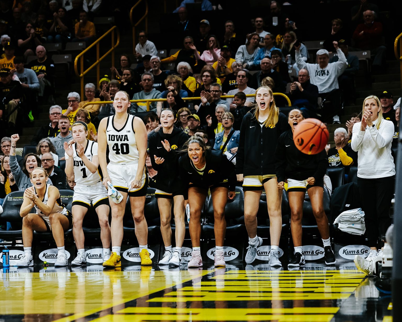 Iowa Women Look To Bounce Back Against 3 0 Drake Hawk Fanatic 8809