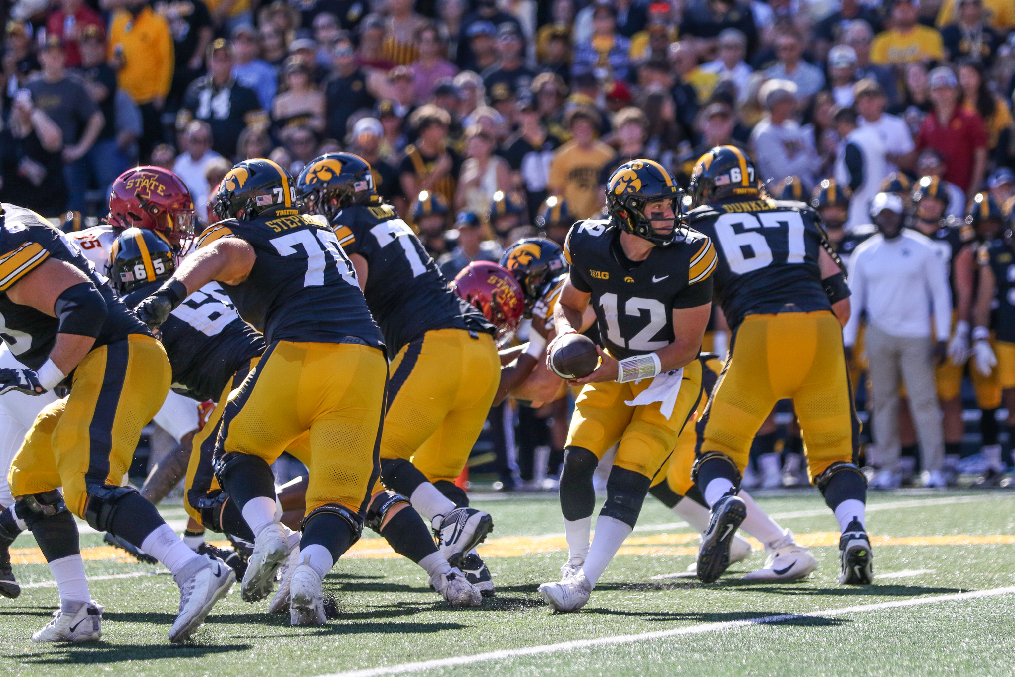 Iowa vs. Ohio State; which team has advantage at each position Hawk