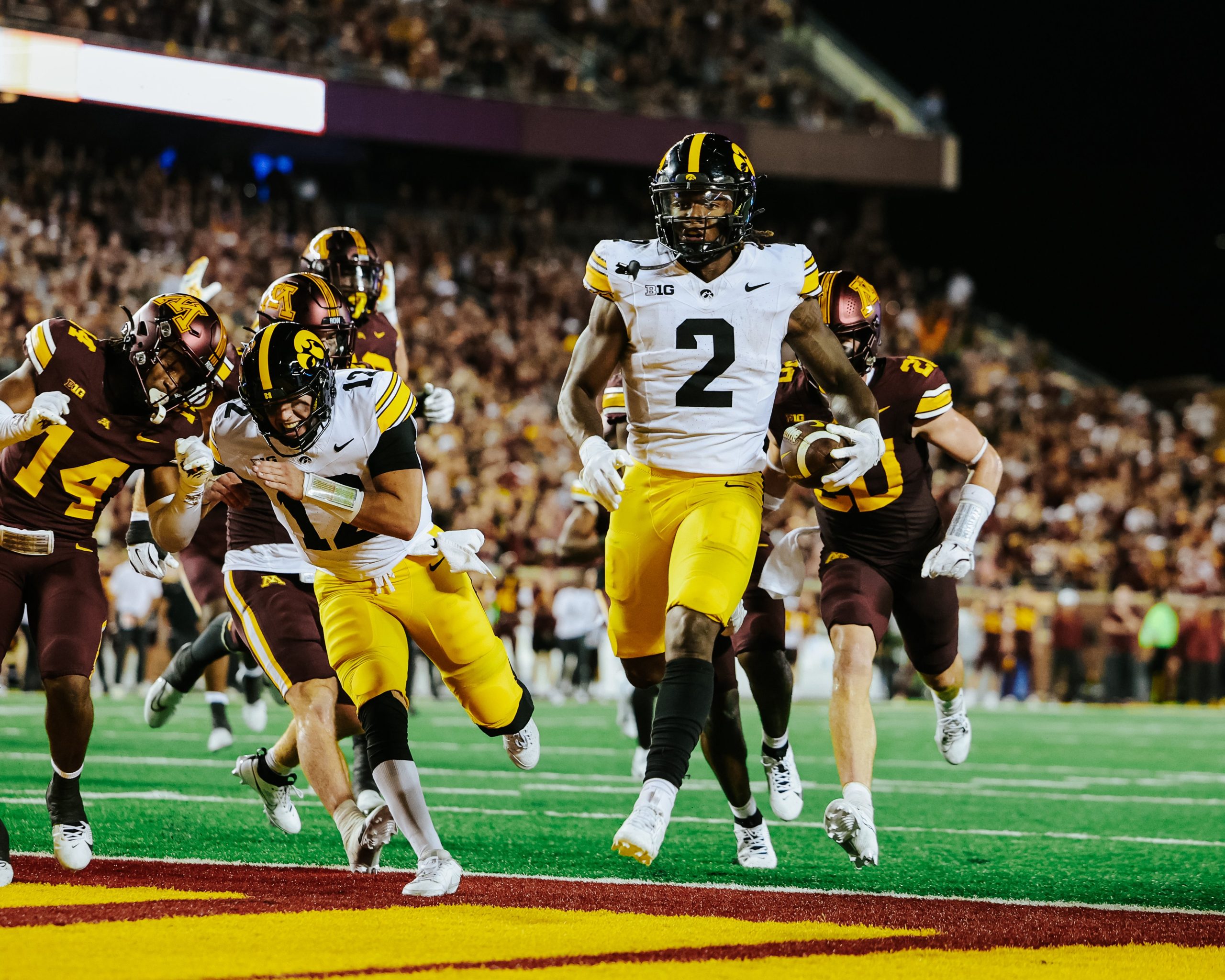 Kaleb Johnson touchdown vs Minnesota