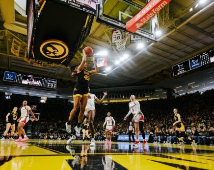 Hannah Stuelke layup over Wisconsin Hannah Stuelke layup over Wisconsin