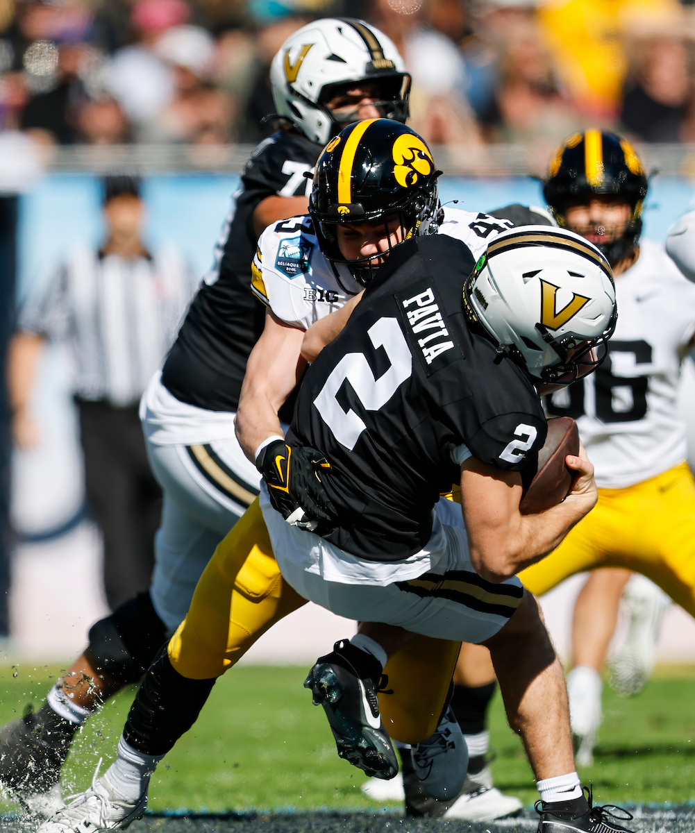 2025 RELIAQUEST BOWL VS VANDERBILT