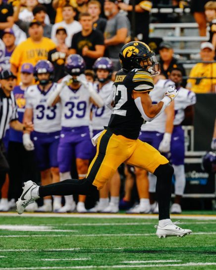 braeden jackson scores against UNI