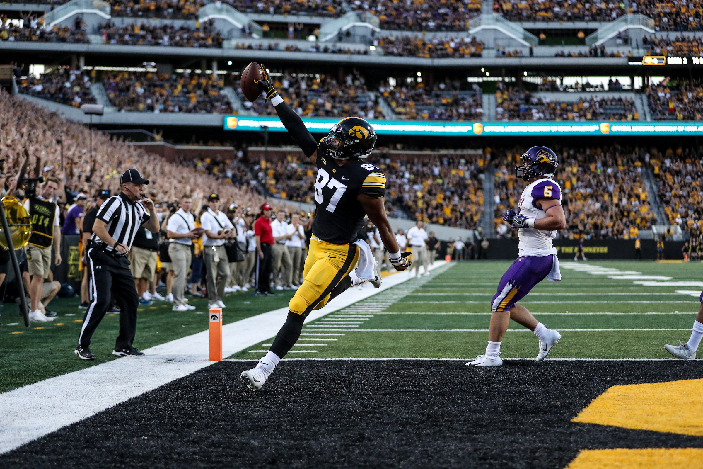 IOWA FOOTBALL VS NORTHERN IOWA