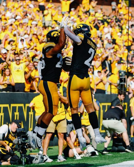 xavier williams vander zee td celebration